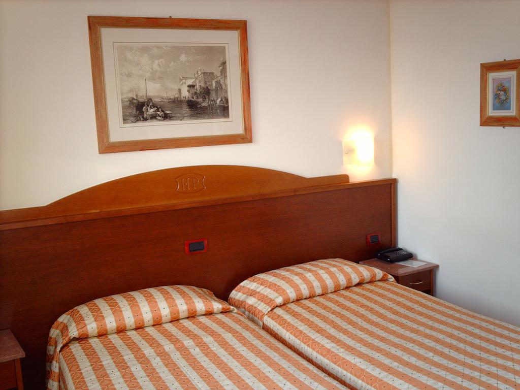 Hotel La Pioppa Bologna Esterno foto
