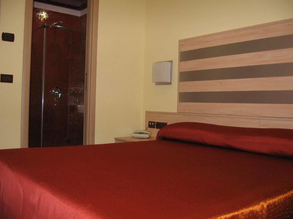 Hotel La Pioppa Bologna Esterno foto